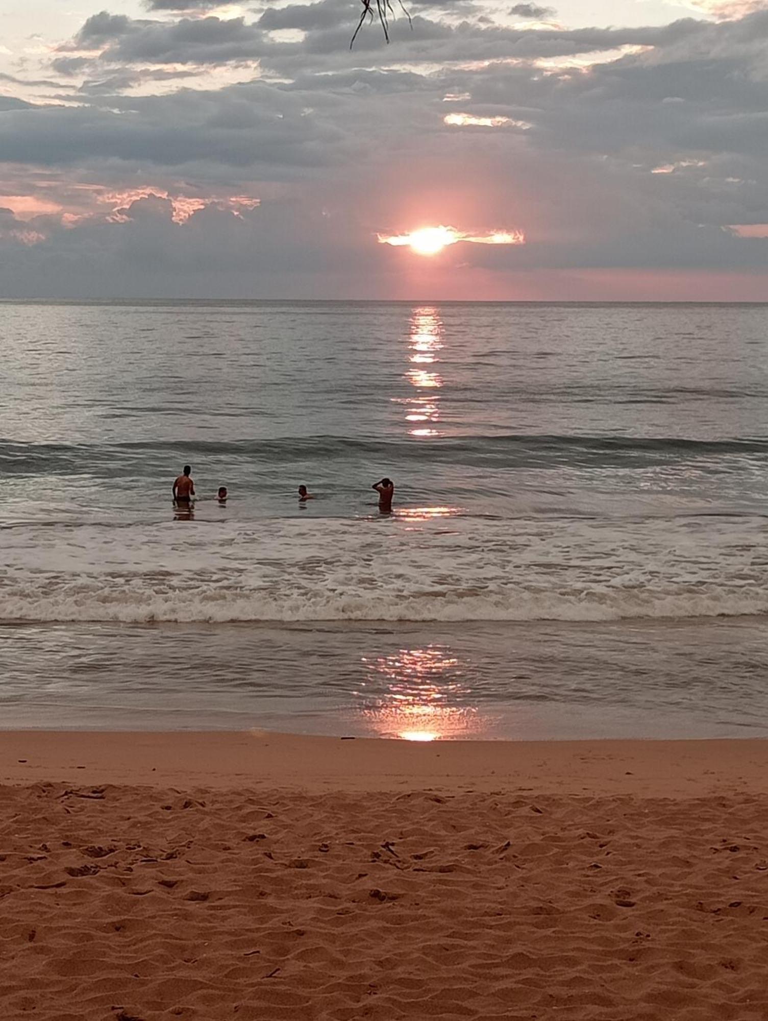Arcade Beach Hotel Bentota Ngoại thất bức ảnh